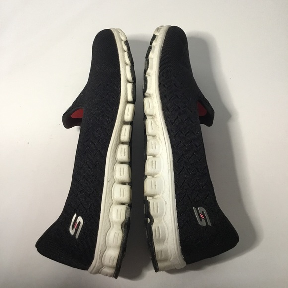 Skechers Women’s Black Memory Foam Sneakers Size 8.5 - Picture 6 of 9